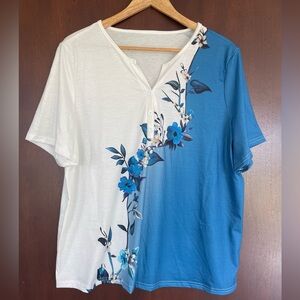 New in package women’s T-shirt size extra large